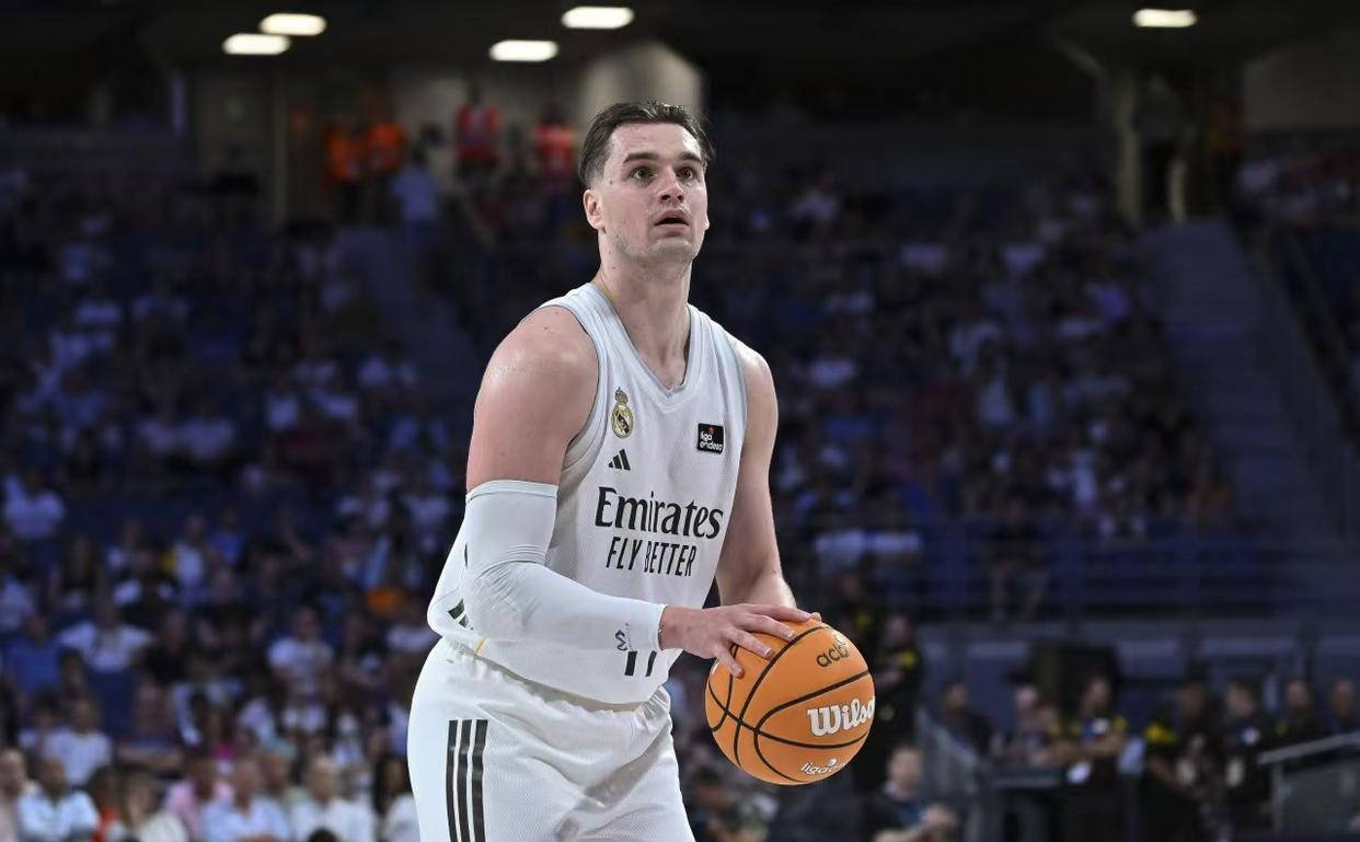 骑士签约西甲MVP，湖人成最大赢家，压价获得顶级锋线